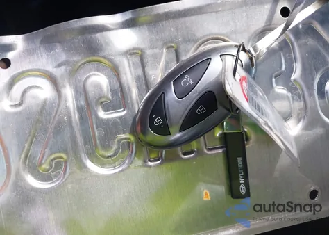 2025 Hyundai Tucson Sel from USA, damaged, VIN 5NMJB3DE3SH530049